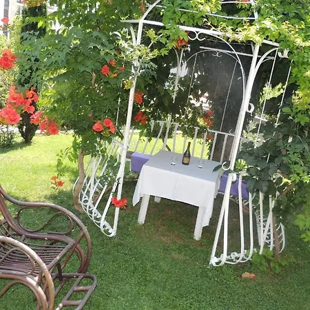 Apartment Travarevic