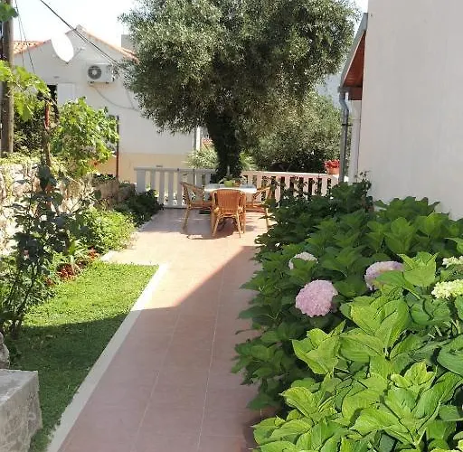 Apartamento Travarevic *