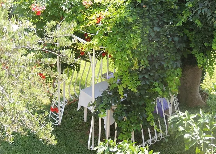 Travarevic Apartamento *